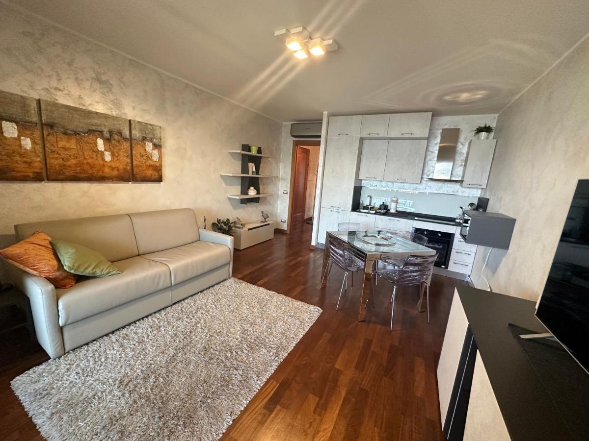 Al Porticciolo Appartement Múggia Buitenkant foto